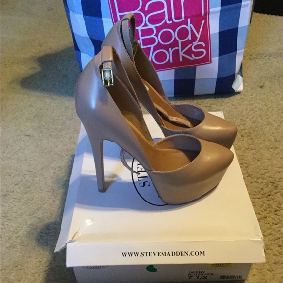 Deep blush heels - Picture 2 of 5